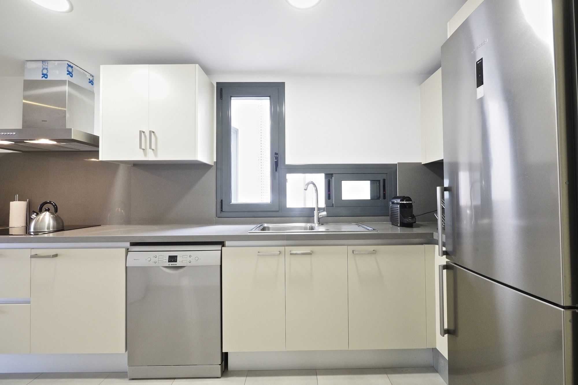 Vacasa - Exclusive Les Corts Appartement